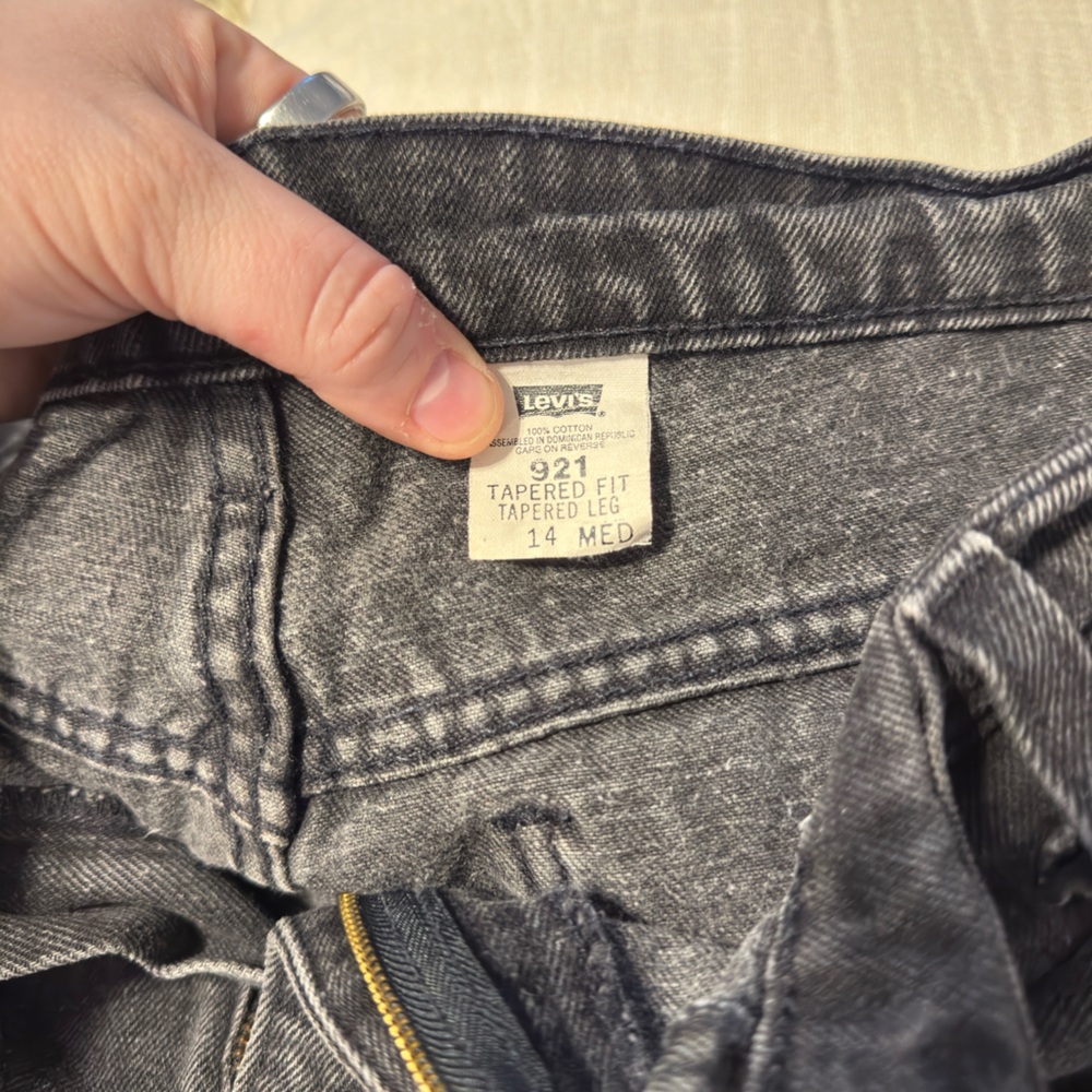 Levi's Gray Tapered Fit Women's Jeans